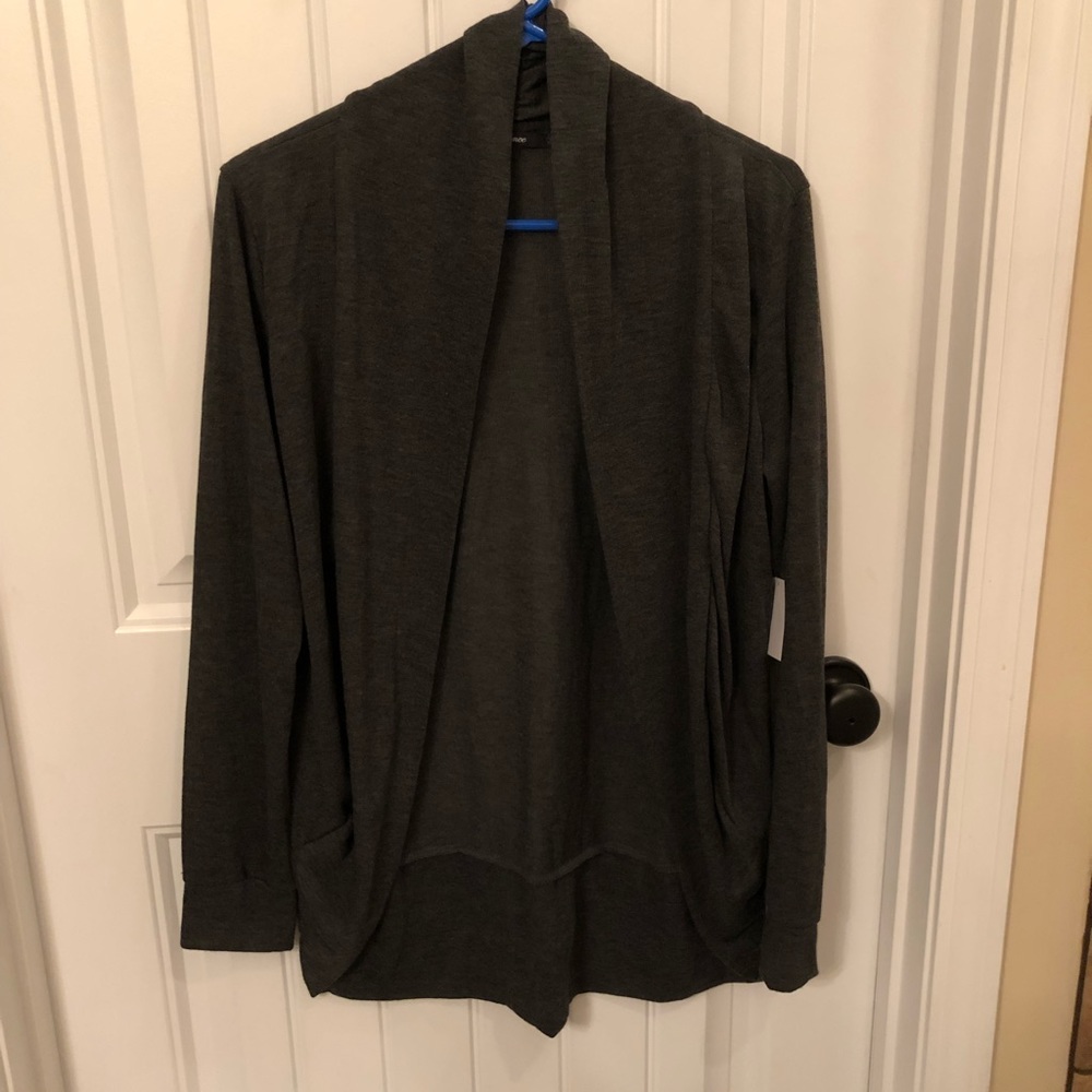 NWT CHARLOTTE RUSSE GRAY CARDIGAN